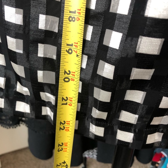 The Limited // Black & White Print Full Skirt - Picture 5 of 5